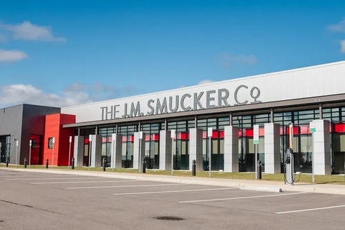 АМЕРИКАНСКИЙ ГИГАНТ THE J.M. SMUCKER Co. ВЫБРАЛ ПАРОВЫЕ ТУННЕЛИ DANA ДЛЯ ПРОИЗВОДСТВА ВЛАЖНЫХ КОРМОВ
